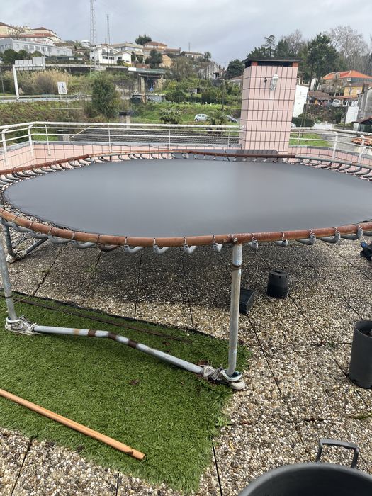 Cama elastica trampolim