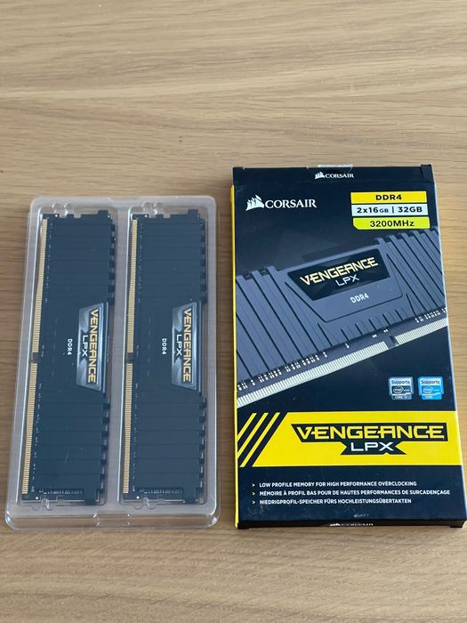 Memória RAM 32gb 2x16gb ddr4 3200Mhz CORSAIR Vengeance LPX
