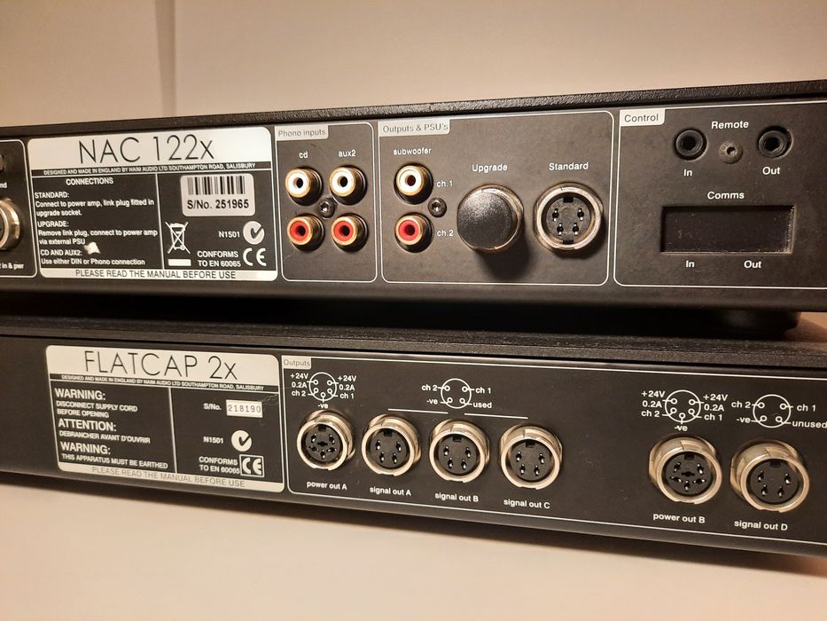 Naim NAC 122X e Flatcap 2X pré-amplificador + fonte de alimentação
