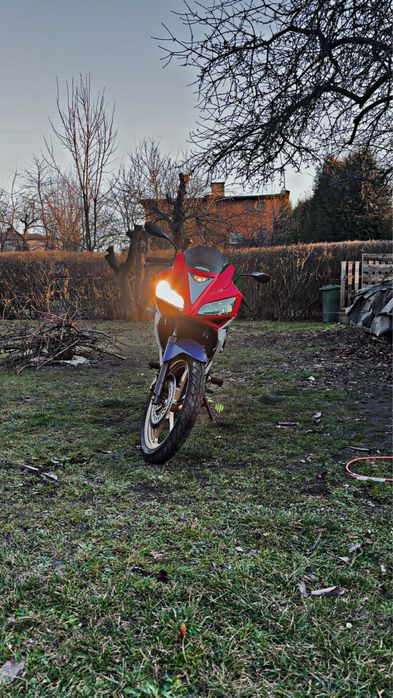 Honda cbr  125cc