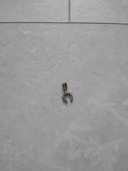 Zawieszka wisiorek do łańcuszka podkowa