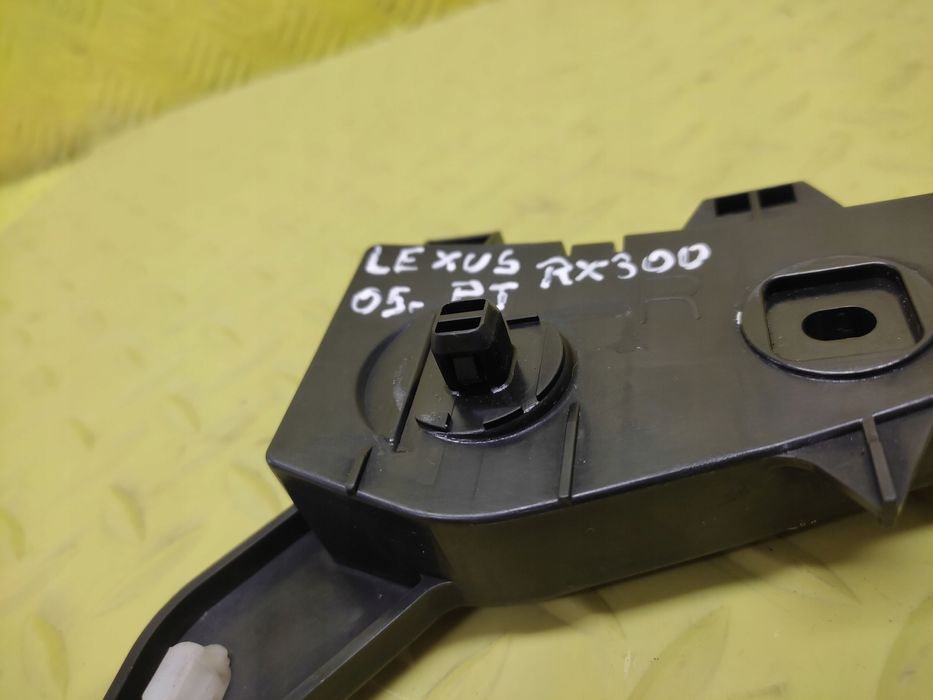 lexus rx300 ślizg zderzaka prawy tył 5215548011