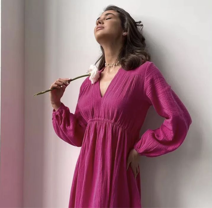 Рожева сукня з тканини креп-жатка (розміри M–L)