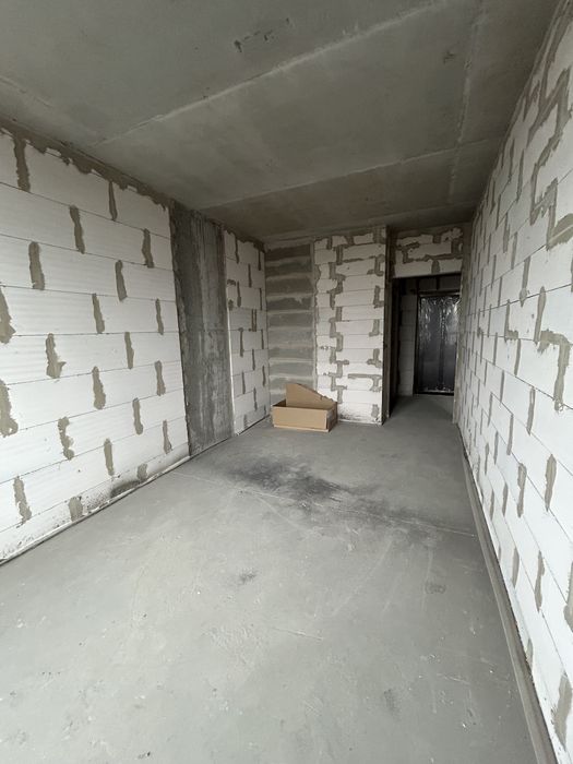 Однокімнатна в Бучі з індивідуальним газовим опаленням