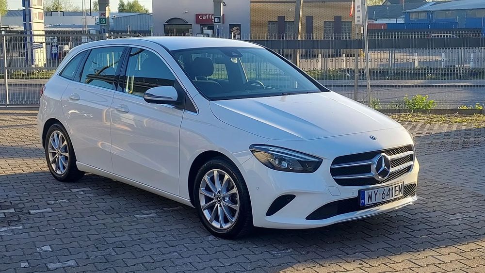 Mercedes-Benz Klasa B MERCEDES-BENZ Klasa B 180d 7G-DCT Progressive / LED