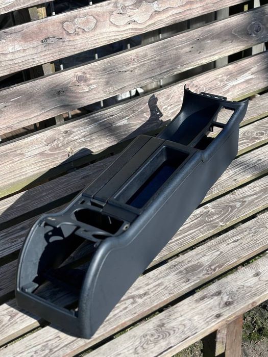 Центральна консоль Audi a6c5 2003