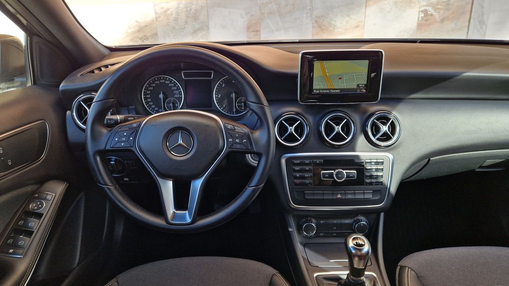 Mercedes-Benz A180 D Urban