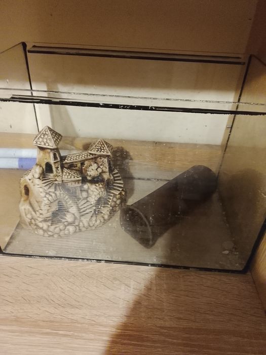 Zamek korzeń grota rośliny do akwarium