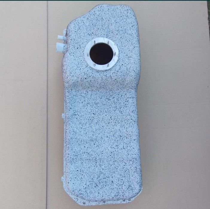 Новий та  б.у Паливний бак Kia Sorento 31110ЗЕ700 Соренто 31110-ЗЕ700