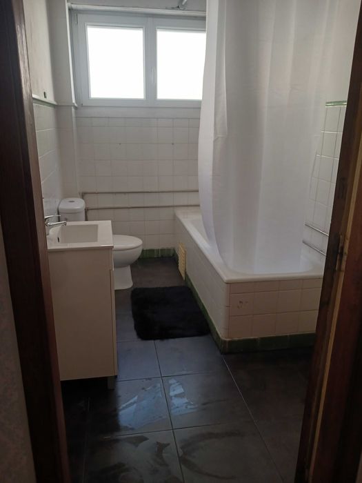 Arrenda- se T3/€750,00 perto do Instituto Pedro Nunes e ISEC