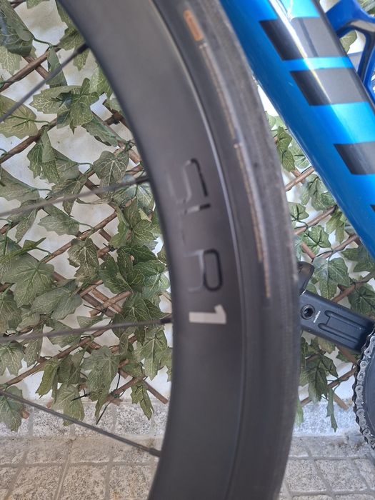 Giant TCR Advanced Pro Compact 1 – 2020 | Carbono | Ultegra 11v | Rodas SLR1 Carbono | Potenciometro Magene P515