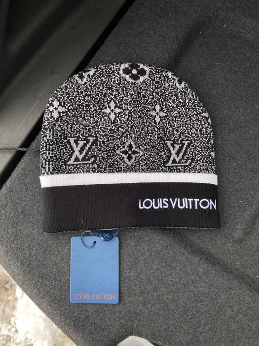 РОЗПРОДАЖ! Зимові шапки The North Face та LV Louis Vuitton