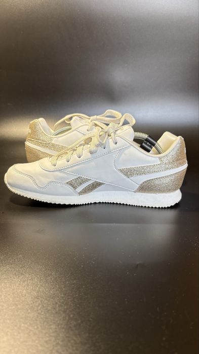 Жіночі оригінальні кросівки Reebok, 38 розмір, білі, на кожен день