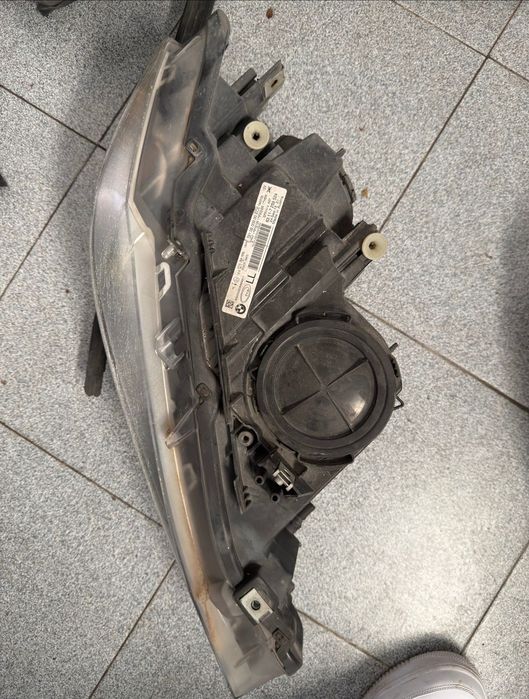 Faróis bmw frente f31 / f30 originais