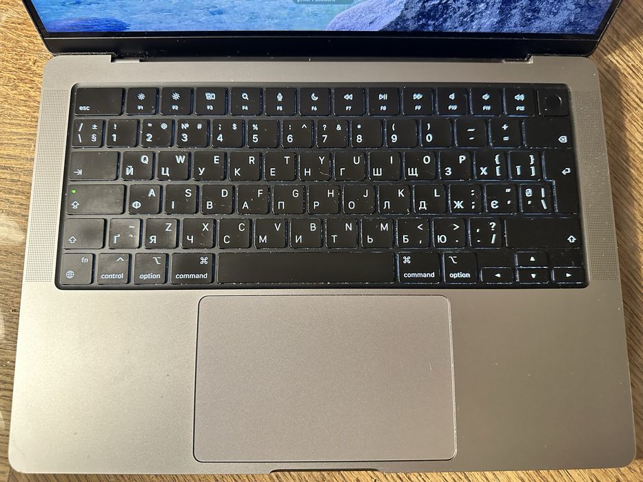 MacBook Pro M3 8GB / 512 GB 2023