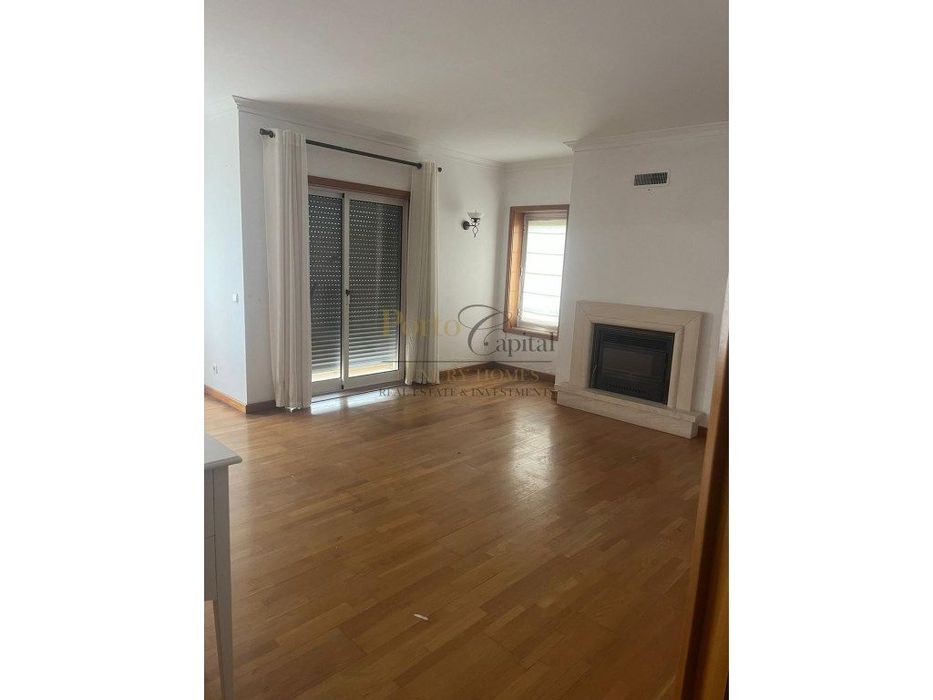 Excelente Apartamento T3 E Com Lugar De Garagem Em Alfena Para Arre...