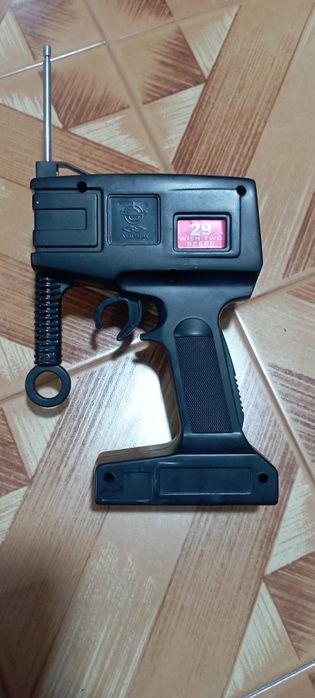 Carro Fórmula 1 RC antigo