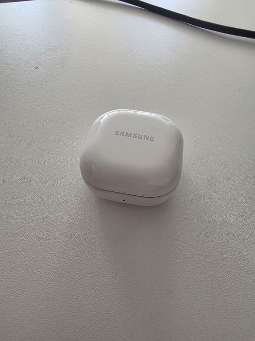 Продам Samsung galaxy buds 2