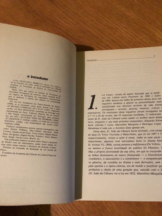 Os Velhos   /   Meia-noite      D. JOÃO DA CÂMARA