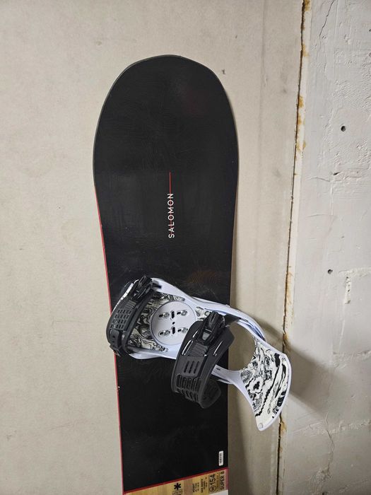 Deska snowboardowa Salomon 154cm 155cm z nowymi wiązaniami