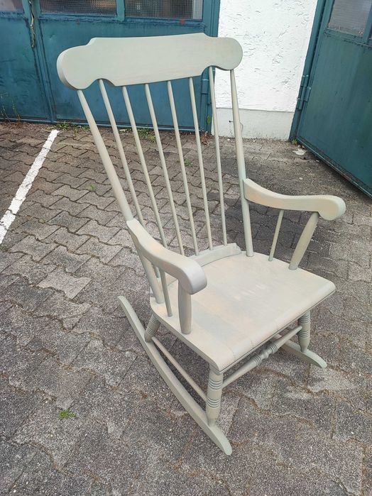 Fotel na biegunach - bujany .