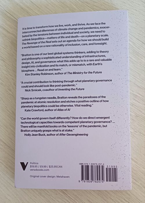 "The Revenge of the Real", de Benjamin Bratton