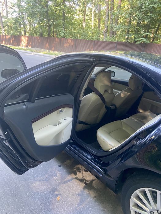 Volvo s80 ,2,5t 2007