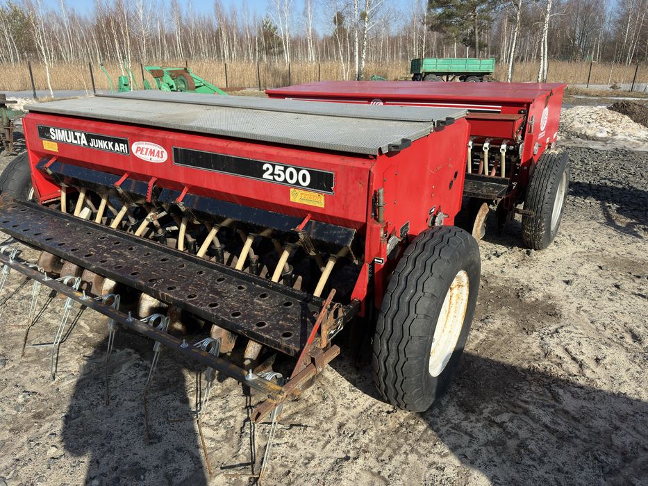 Сівалка Сімульта Simulta 2,5м з бачком на міндобриво з Фінляндії