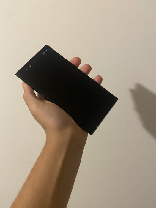 Sony experia,w badzo dobrym stabie