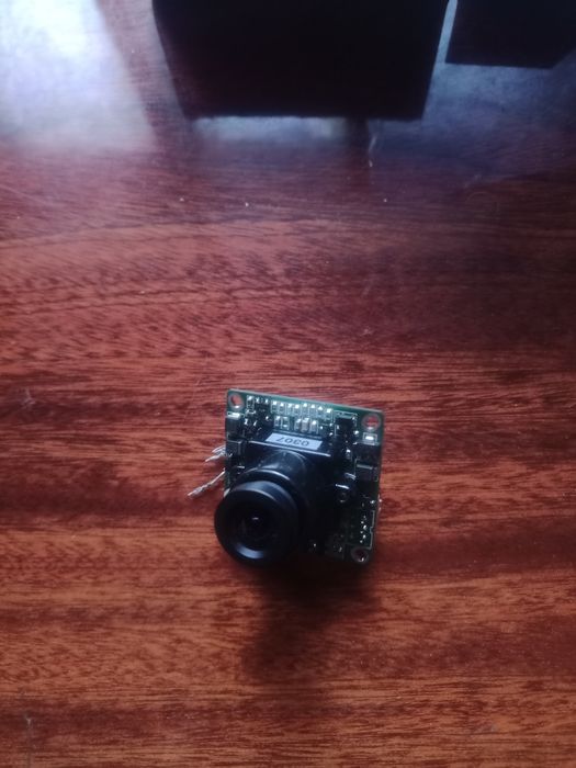 Продаю 2 камеры 12 В