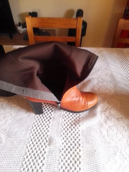 Botas com pouco uso quase novas