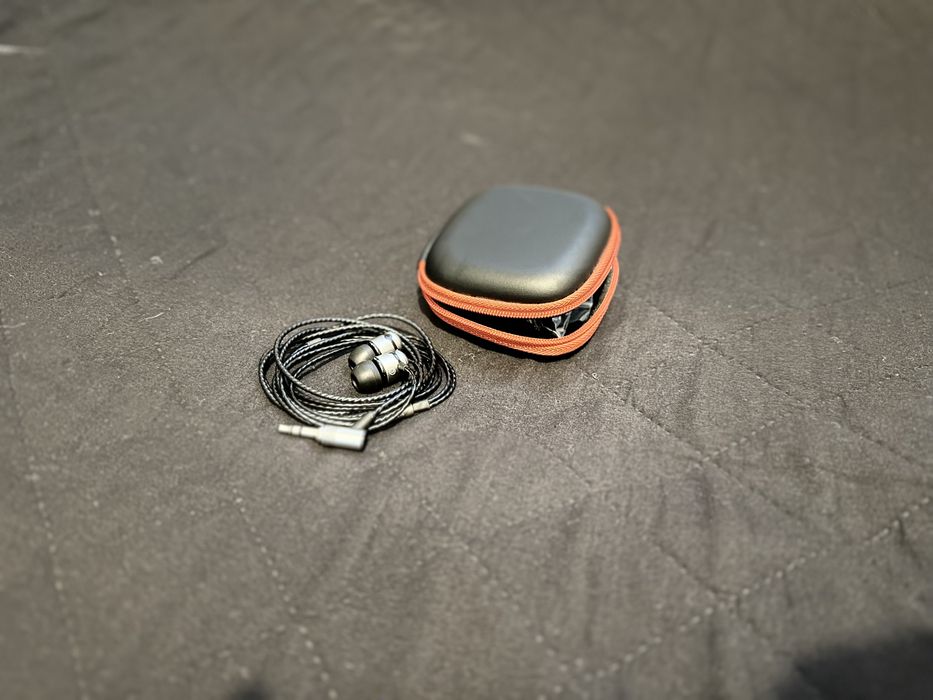 Słuchawki Soundmagic E50 czarne + etui