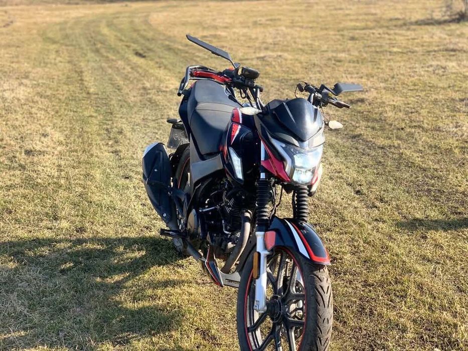 мотоцикол спарк 200 2023 року