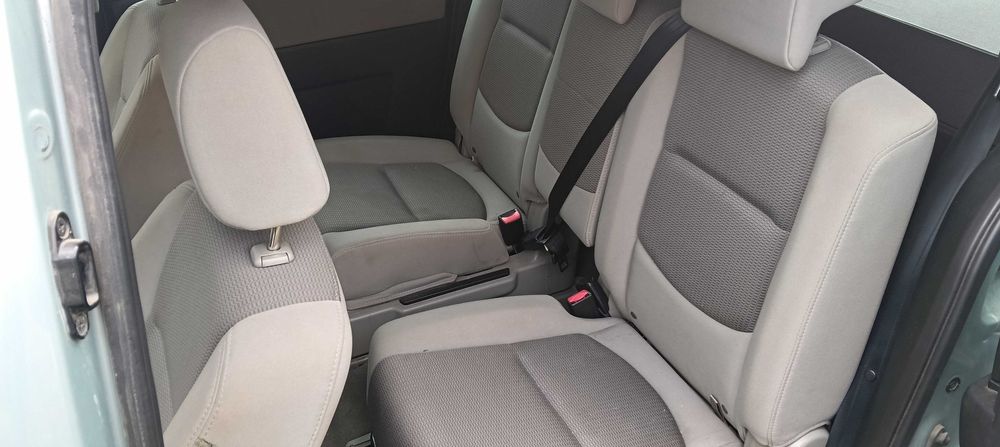 Sprzedam mazda 5