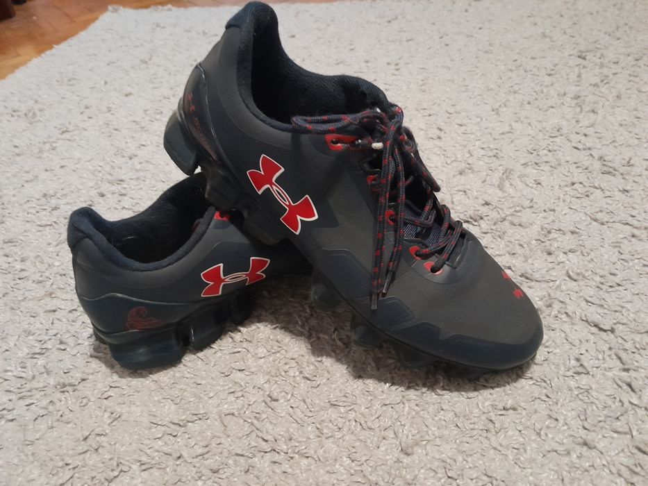 Кросівки 42.5р UnderArmour