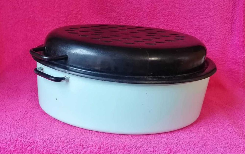 Stara, duża brytfanka, gęsiarka, 36 cm. PRL