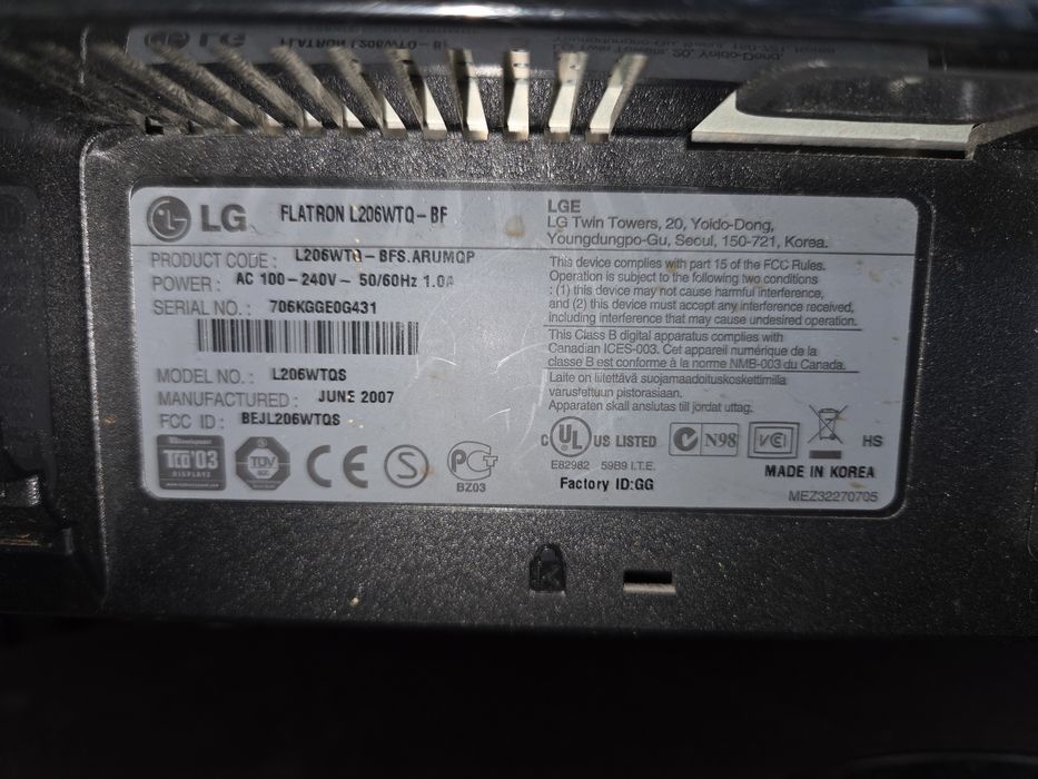 Монітор 20' LG L206WTQ-BF робочий.