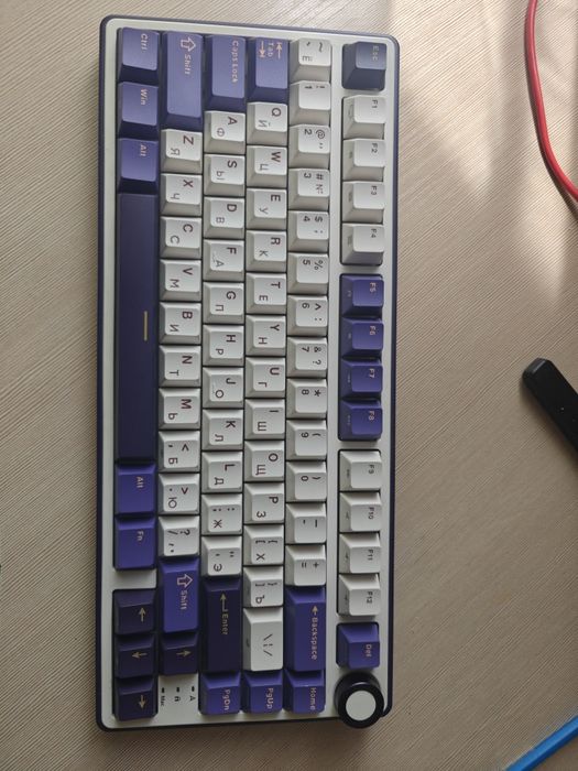 Механическая игровая клавиатура Royal kludge rk r75