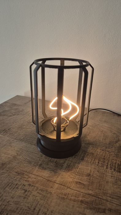 Nowoczesna lampa led edisona loft