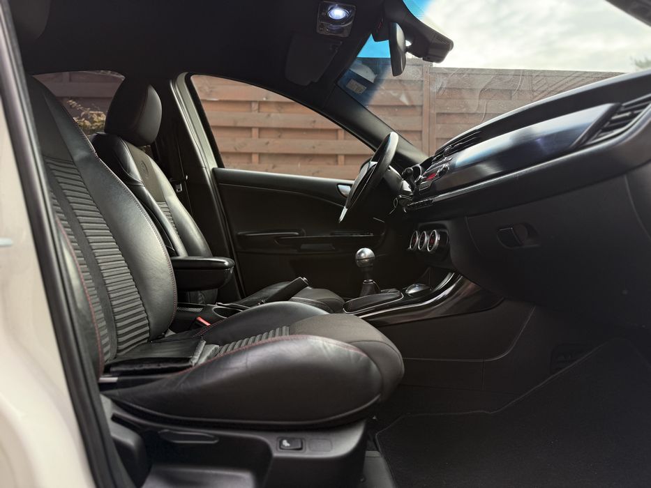 Alfa Giulietta SPORTIVA 2.0 JTDM 140KM *AkTYwNy WyDECH* 18" * SkóRY *