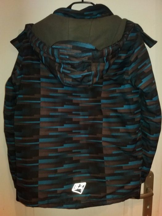 Zimowa kurtka narciarska chłopięca