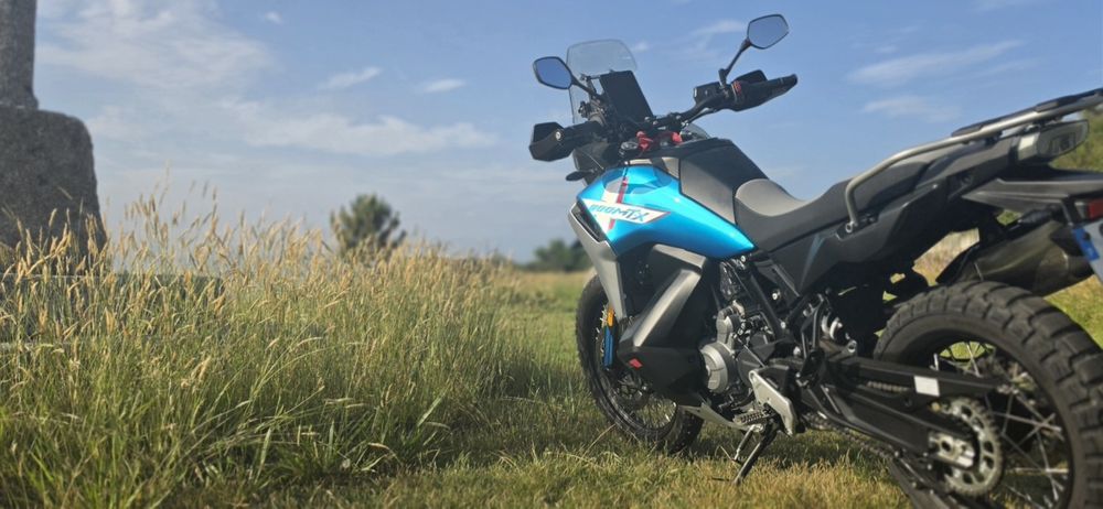 VENDO CFMOTO MT X800 de 2026