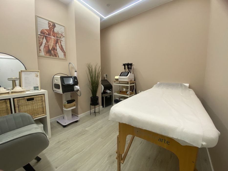 Marquesa grande com encosto cabeca