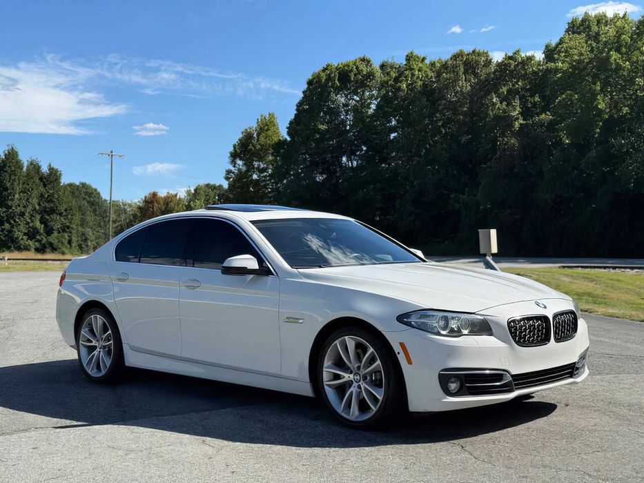 BMW 5 Series 535i      2016