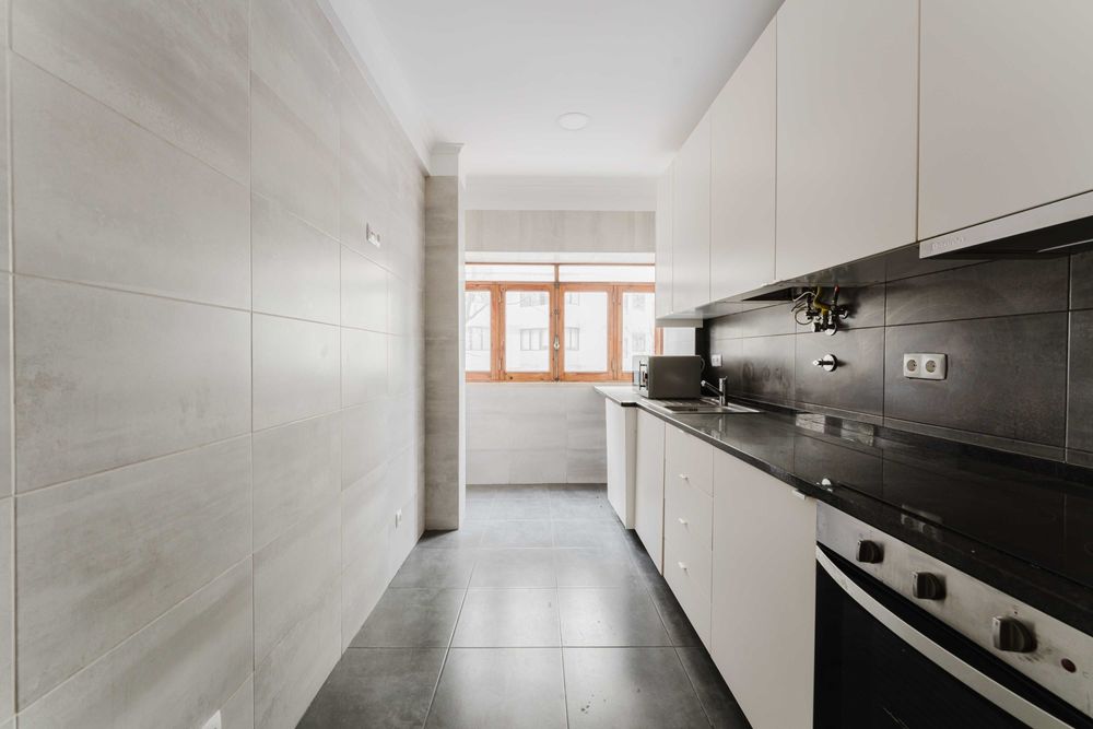 T5 com elevador | 145 m² | Metro da Quinta das Conchas