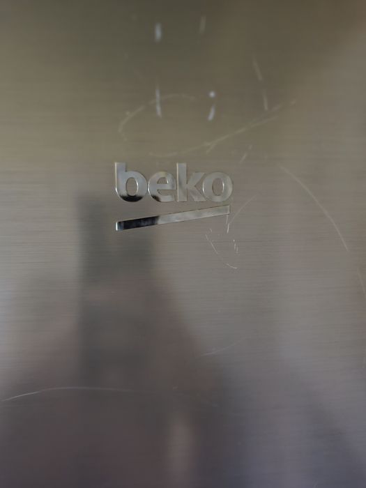 Lodówka Beko srebna