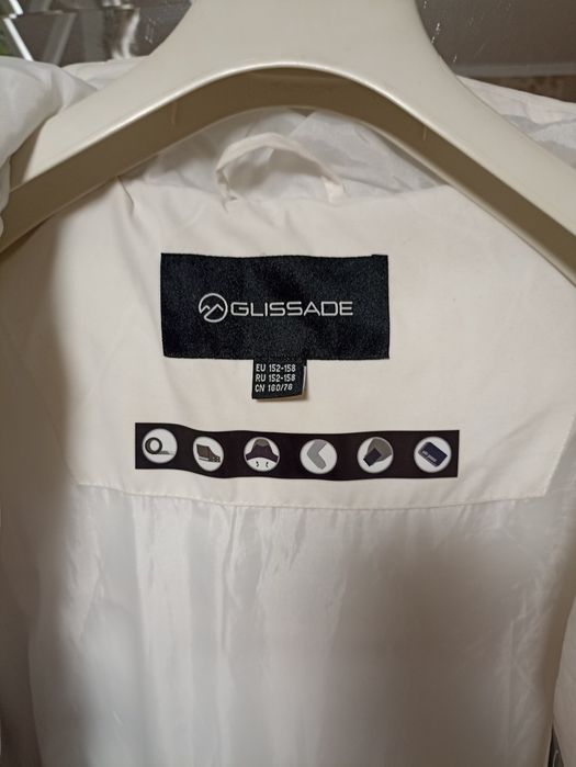 Зимова куртка 152-158 стан нової