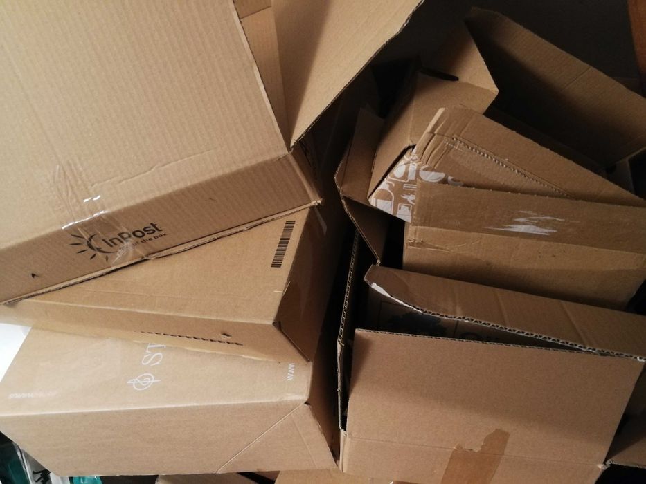 Kartony pudełka kartonowe różne wielkości