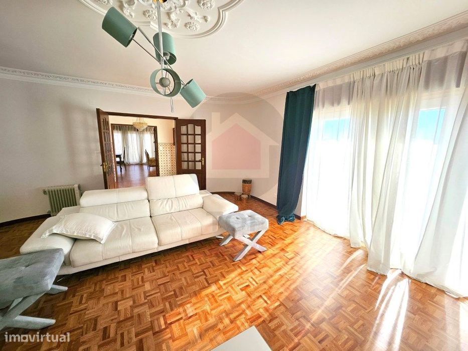 Moradia Isolada de Excelência com Vistas Panorâmicas nas Caldas da ...