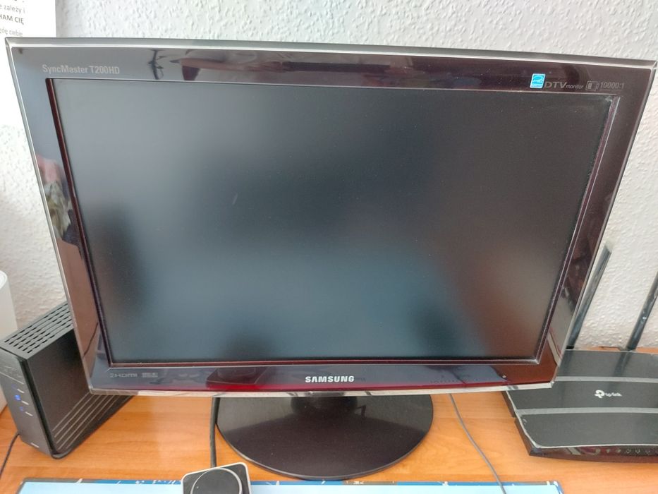 Komputer monitor tv Samsung głośniki i subwoofer Logitech